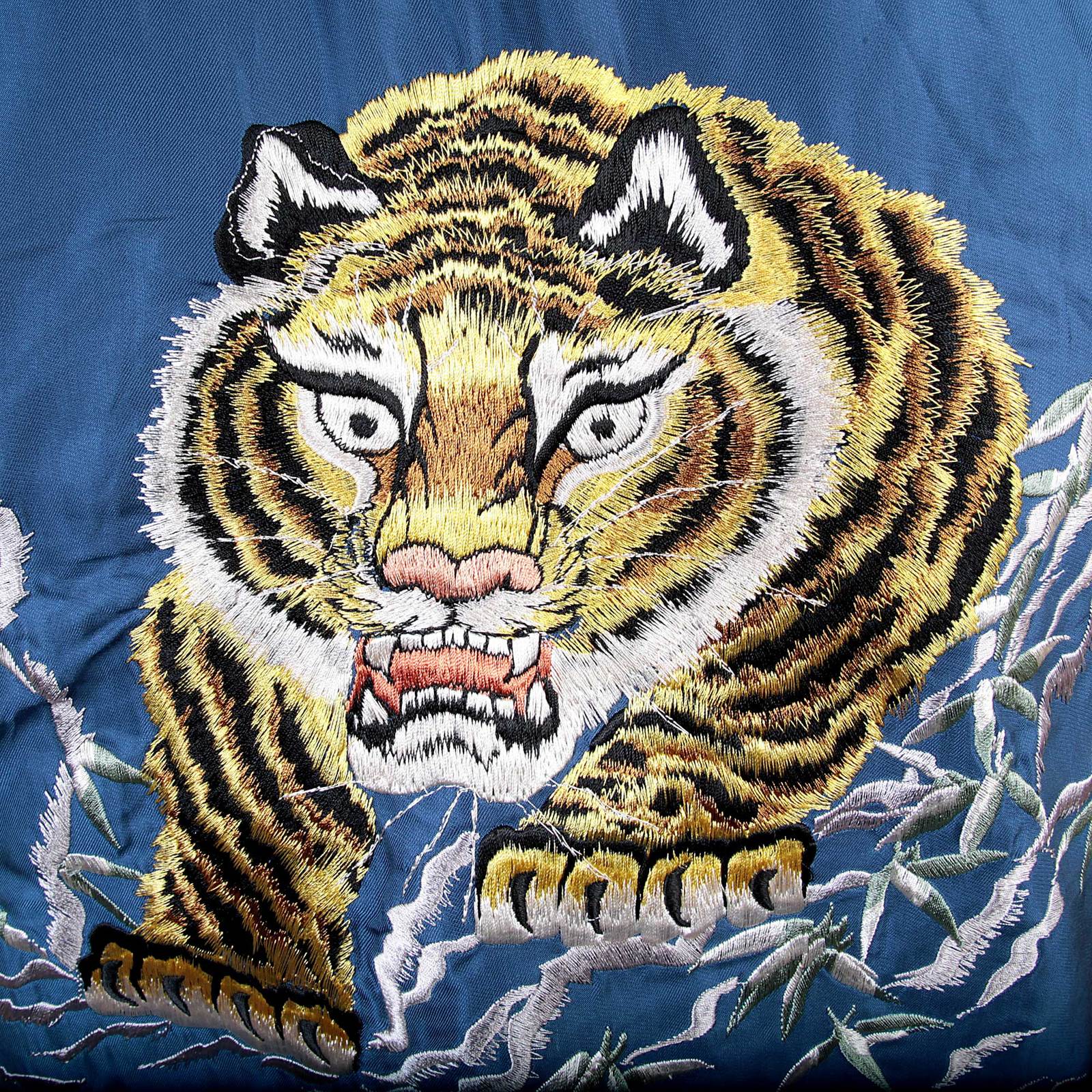 Tiger Embroidered TT13001 Royal Blue and Gold Suka Jacket TOYOSC3709A - Image 6